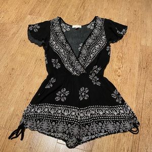 Black Patterned Romper Size S